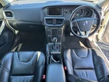 2013 Volvo V40 T4 SE Sedan for sale, Japanese used car export - photo 4 of 40 | GULJI TRADERS