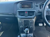 2013 Volvo V40 T4 SE Sedan for sale, Japanese used car export - photo 18 of 40 | GULJI TRADERS