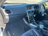 2013 Volvo V40 T4 SE Sedan for sale, Japanese used car export - photo 34 of 40 | GULJI TRADERS