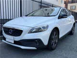 2013 Volvo V40 T5 AWD Sedan for sale, Japanese used car export - photo 3 of 37 | GULJI TRADERS