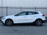 2013 Volvo V40 T5 AWD Sedan for sale, Japanese used car export - photo 4 of 37 | GULJI TRADERS