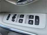2013 Volvo V40 T5 AWD Sedan for sale, Japanese used car export - photo 27 of 37 | GULJI TRADERS