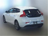 2013 Volvo V40 T4SE Sedan for sale, Japanese used car export - photo 2 of 4 | GULJI TRADERS