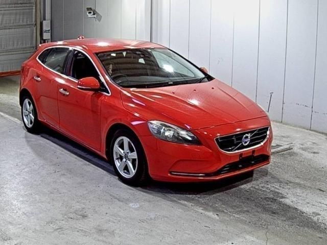 2013 Volvo V40 T4 TB Sedan for sale, Japanese used car export - photo 1 of 3 | GULJI TRADERS