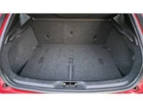 2013 Volvo V40 T4 Sedan for sale, Japanese used car export - photo 7 of 9 | GULJI TRADERS