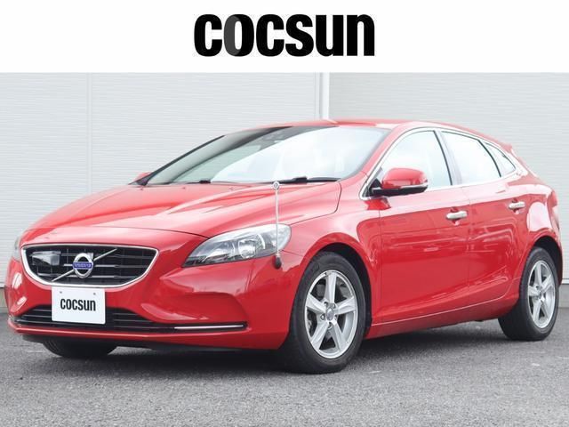 2013 Volvo V40 T4 - photo 1 2013 Volvo V40 T4 Sedan for sale, Japanese used car export - photo 1 of 9 | GULJI TRADERS