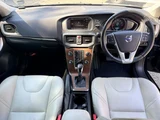2013 Volvo V40 T4 SE Sedan for sale, Japanese used car export - photo 3 of 9 | GULJI TRADERS