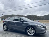 2014 Volvo V40 T4SE Sedan for sale, Japanese used car export - photo 10 of 64 | GULJI TRADERS