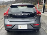 2014 Volvo V40 T4SE Sedan for sale, Japanese used car export - photo 53 of 64 | GULJI TRADERS