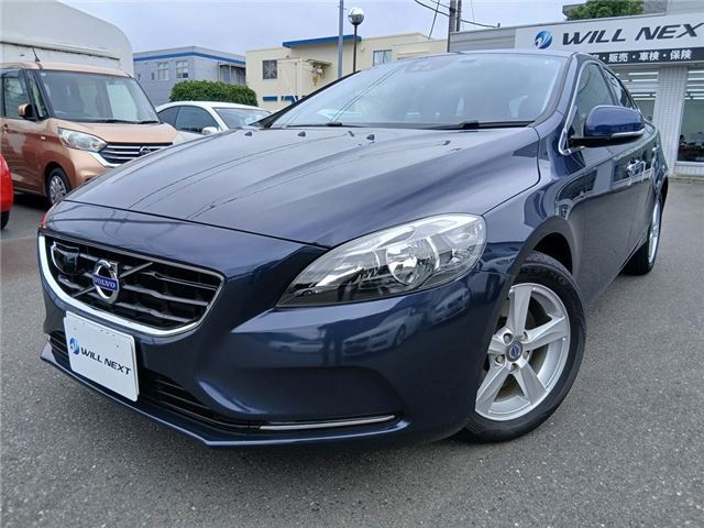 2014 Volvo V40 T4 - photo 1 2014 Volvo V40 T4 Sedan for sale, Japanese used car export - photo 1 of 47 | GULJI TRADERS