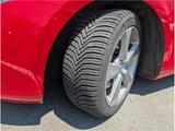 2014 Volvo V40 T4 Sedan for sale, Japanese used car export - photo 13 of 35 | GULJI TRADERS