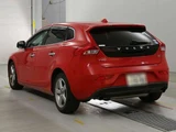 2014 Volvo V40 T4 Sedan for sale, Japanese used car export - photo 6 of 12 | GULJI TRADERS
