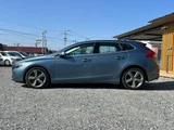 2014 Volvo V40 T4 Sedan for sale, Japanese used car export - photo 4 of 9 | GULJI TRADERS
