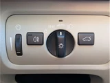 2015 Volvo V40 4WD Sedan for sale, Japanese used car export - photo 42 of 70 | GULJI TRADERS