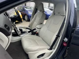 2015 Volvo V40 Sedan for sale, Japanese used car export - photo 22 of 55 | GULJI TRADERS