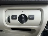 2015 Volvo V40 Sedan for sale, Japanese used car export - photo 24 of 55 | GULJI TRADERS