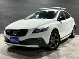 2015 Volvo V40 T5 4WD Sedan for sale, Japanese used car export - photo 1 of 64 | GULJI TRADERS