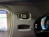 2015 Volvo V40 T5 4WD Sedan for sale, Japanese used car export - photo 27 of 64 | GULJI TRADERS
