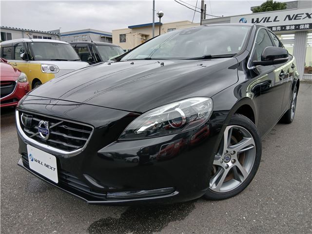 2015 Volvo V40 D4 Sedan for sale, Japanese used car export - photo 1 of 47 | GULJI TRADERS