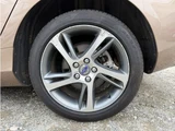 2015 Volvo V40 D4 SE Sedan for sale, Japanese used car export - photo 69 of 71 | GULJI TRADERS