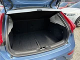 2015 Volvo V40 D4 SE Sedan for sale, Japanese used car export - photo 43 of 71 | GULJI TRADERS