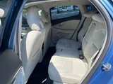 2015 Volvo V40 V40 T-4 SE Sedan for sale, Japanese used car export - photo 22 of 24 | GULJI TRADERS