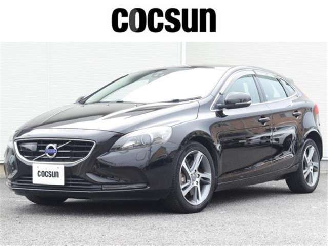 2015 Volvo V40 D4 SE - photo 1 2015 Volvo V40 D4 SE Sedan for sale, Japanese used car export - photo 1 of 50 | GULJI TRADERS