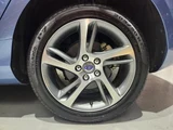 2015 Volvo V40 D4 Sedan for sale, Japanese used car export - photo 5 of 9 | GULJI TRADERS