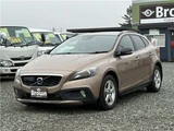 2016 Volvo V40 D4 Diesel Turbo Sedan for sale, Japanese used car export - photo 4 of 46 | GULJI TRADERS