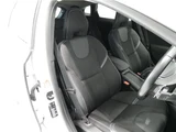 2016 Volvo V40 D4 Sedan for sale, Japanese used car export - photo 23 of 40 | GULJI TRADERS