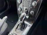 2016 Volvo V40 T3 Sedan for sale, Japanese used car export - photo 4 of 10 | GULJI TRADERS