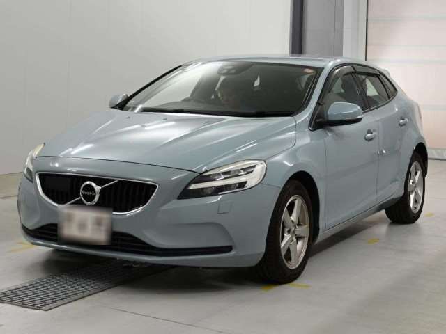 2016 Volvo V40 T3 Sedan for sale, Japanese used car export - photo 1 of 12 | GULJI TRADERS