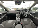 2016 Volvo V40 D4 SE Sedan for sale, Japanese used car export - photo 2 of 9 | GULJI TRADERS