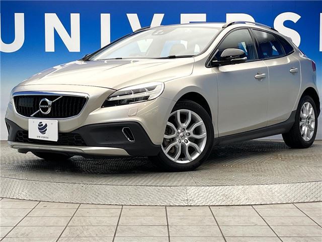 2017 Volvo V40 D4 Sedan for sale, Japanese used car export - photo 1 of 30 | GULJI TRADERS