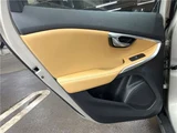 2017 Volvo V40 D4 Sedan for sale, Japanese used car export - photo 12 of 30 | GULJI TRADERS