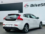 2017 Volvo V40 D4 Sedan for sale, Japanese used car export - photo 9 of 48 | GULJI TRADERS