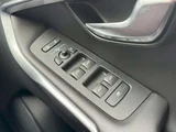 2017 Volvo V40 D4 Sedan for sale, Japanese used car export - photo 36 of 48 | GULJI TRADERS