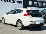 2017 Volvo V40 D4 Sedan for sale, Japanese used car export - photo 9 of 48 | GULJI TRADERS