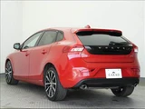 2017 Volvo V40 D4 Dynamic Sedan for sale, Japanese used car export - photo 20 of 50 | GULJI TRADERS