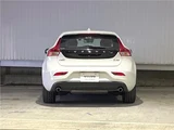 2017 Volvo V40 D4 Sedan for sale, Japanese used car export - photo 14 of 30 | GULJI TRADERS