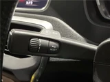 2017 Volvo V40 D4 Sedan for sale, Japanese used car export - photo 27 of 30 | GULJI TRADERS
