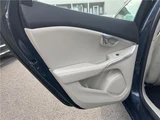 2017 Volvo V40 T3 Sedan for sale, Japanese used car export - photo 17 of 30 | GULJI TRADERS