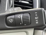 2017 Volvo V40 V40 D4 Sedan for sale, Japanese used car export - photo 9 of 24 | GULJI TRADERS