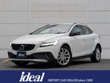 2017 Volvo V40 D4 SUMMUM Sedan for sale, Japanese used car export - photo 1 of 25 | GULJI TRADERS