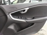 2017 Volvo V40 1500 T3 6FAT 2WD Sedan for sale, Japanese used car export - photo 22 of 23 | GULJI TRADERS