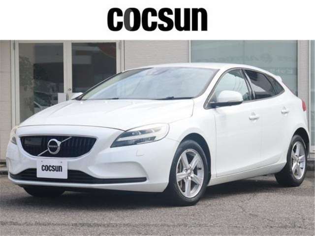 2017 Volvo V40 T3 - photo 1 2017 Volvo V40 T3 Sedan for sale, Japanese used car export - photo 1 of 50 | GULJI TRADERS