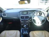 2017 Volvo V40 T5 AWD 4WD Sedan for sale, Japanese used car export - photo 9 of 24 | GULJI TRADERS