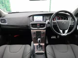 2017 Volvo V40 D4 Dynamic Sedan for sale, Japanese used car export - photo 4 of 9 | GULJI TRADERS