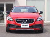 2017 Volvo V40 D4 Dynamic Sedan for sale, Japanese used car export - photo 5 of 9 | GULJI TRADERS