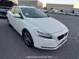 2018 Volvo V40 White Sedan for sale, Japanese used car export - photo 12 of 23 | GULJI TRADERS